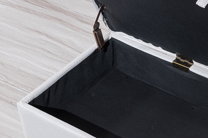 Tufted Fabric Storage Bench